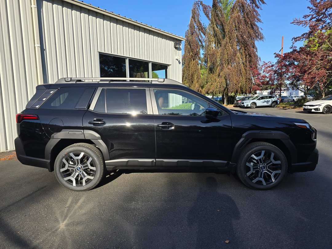 2026 Subaru Outback Touring XT - Image 3