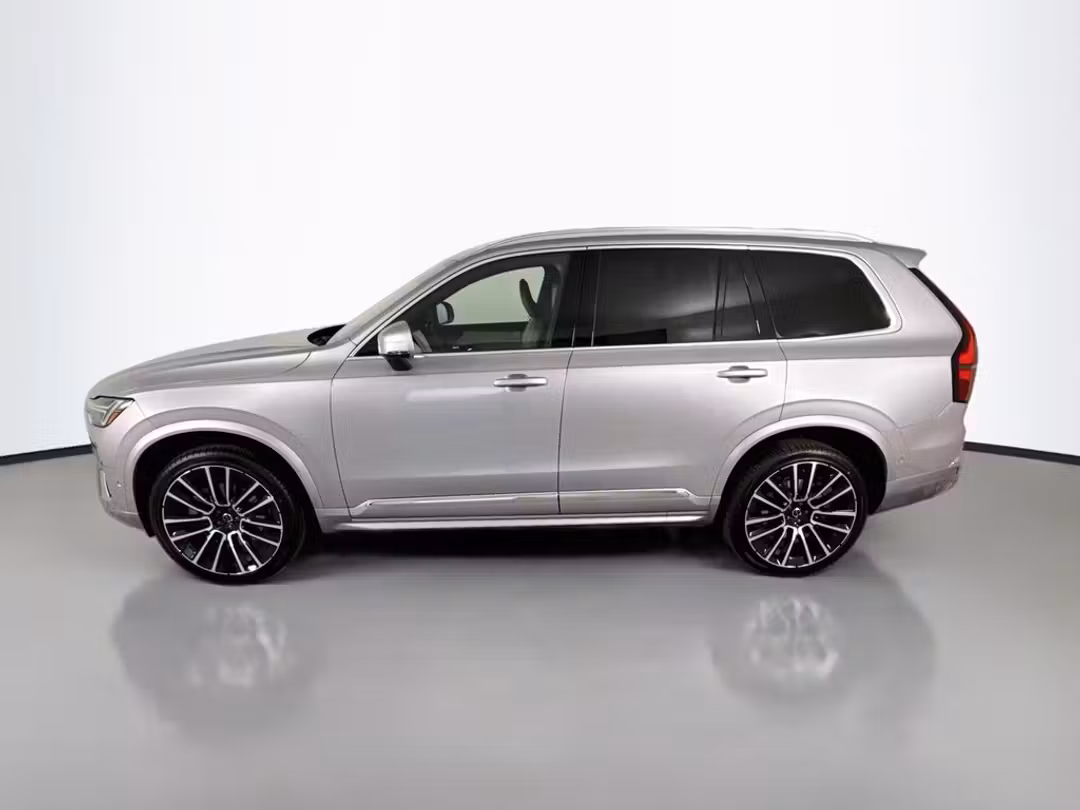 2027 Volvo Xc90 B6 Plus 7Seater - Image 2