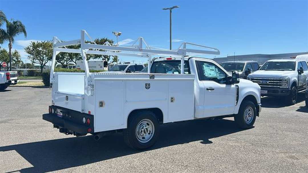 2026 Ford F-250Sd XL - Image 3