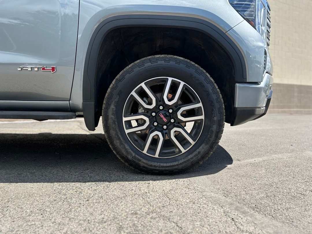 2025 GMC Sierra 1500 AT4 - Image 2