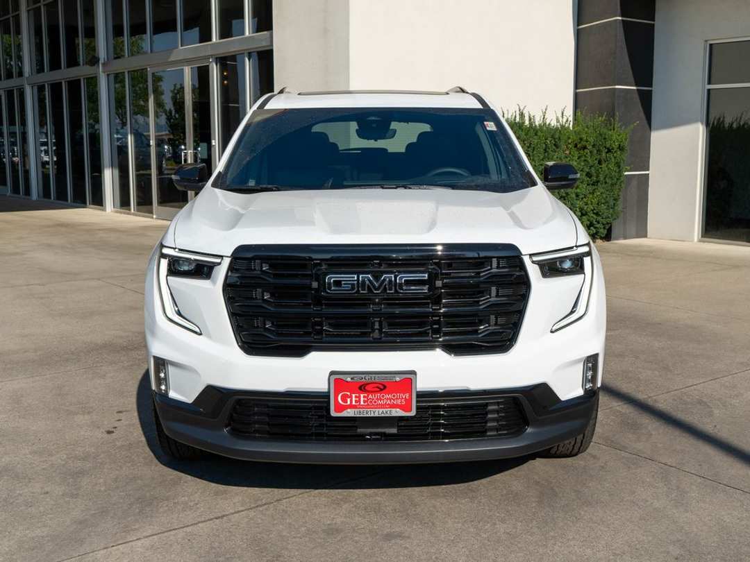 2027 GMC Acadia Elevation - Image 2