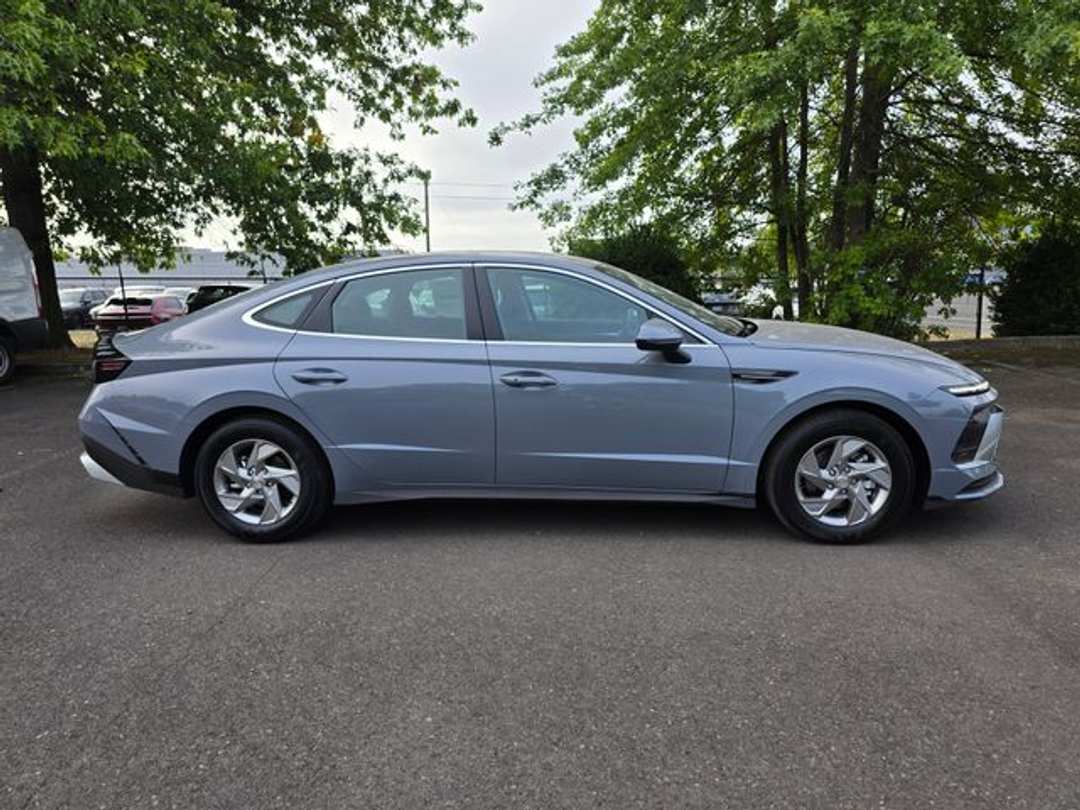 2026 Hyundai Sonata SE - Image 2