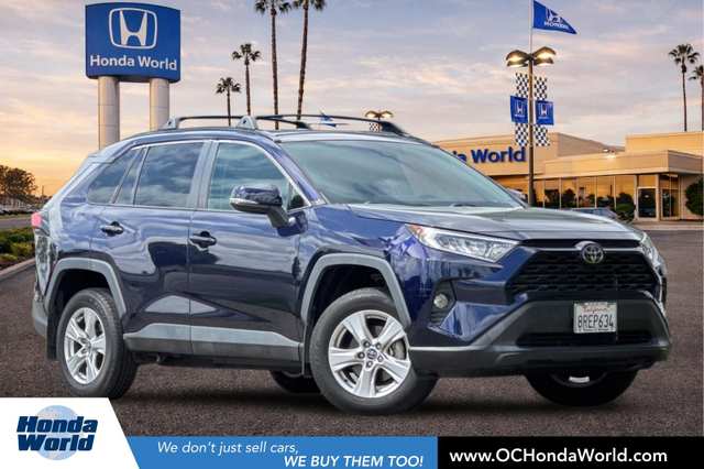 2020 Toyota Rav4 XLE