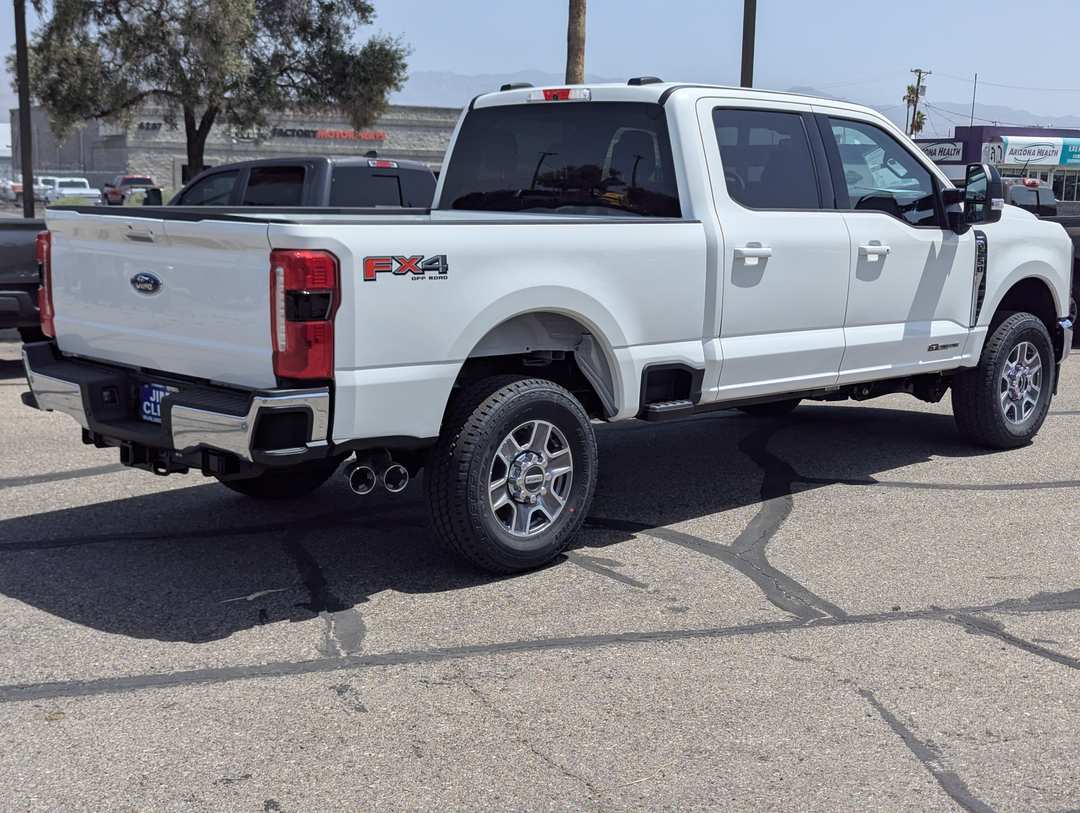 2026 Ford Super Duty F-250 Srw - Image 2