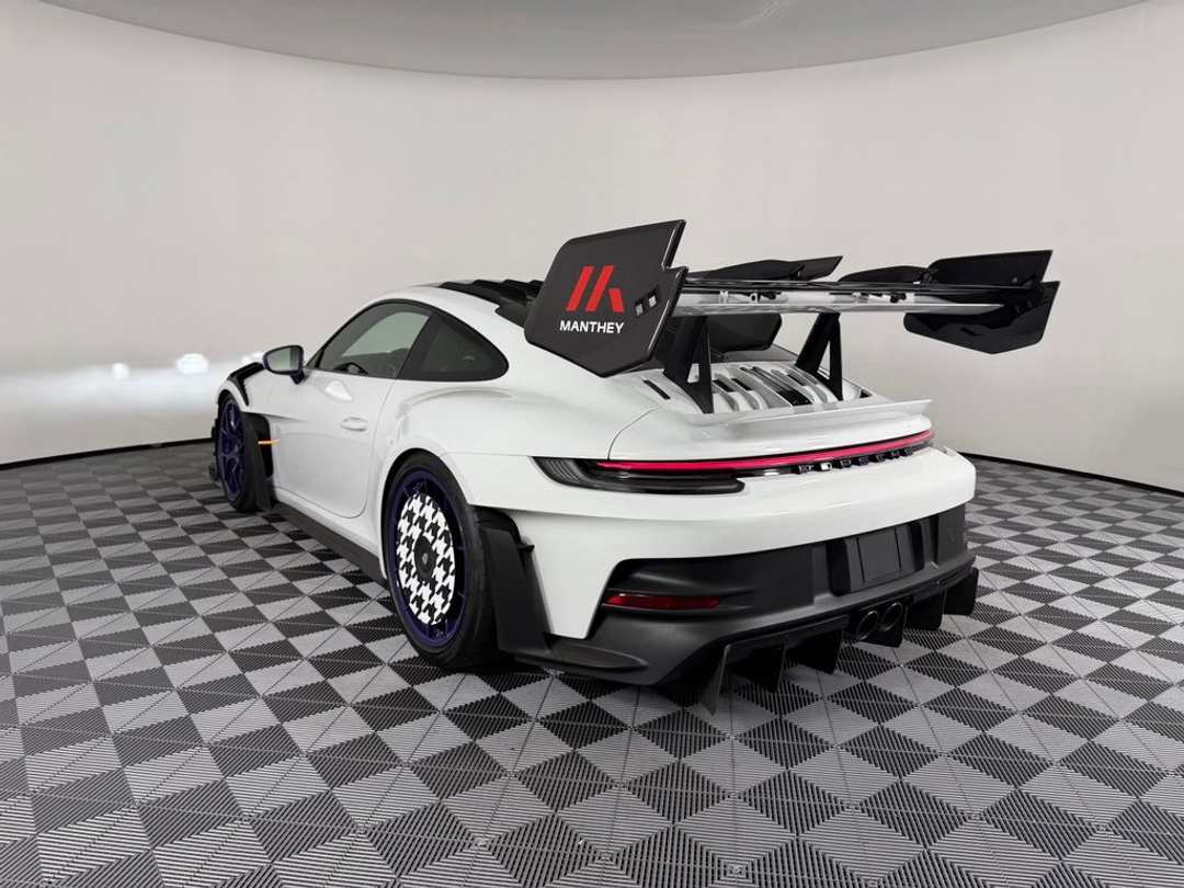 2025 Porsche 911 GT3 RS Manthey - Image 3