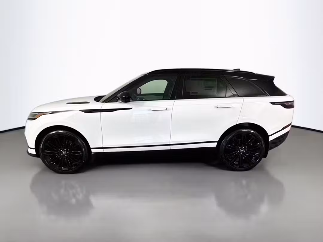 2026 Land Rover Range Rover Velar Dynamic SE - Image 2
