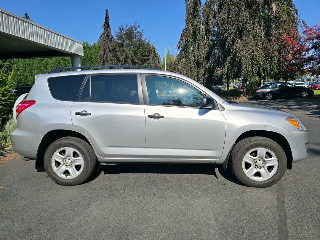 2009 Toyota Rav4 Base - Image 3