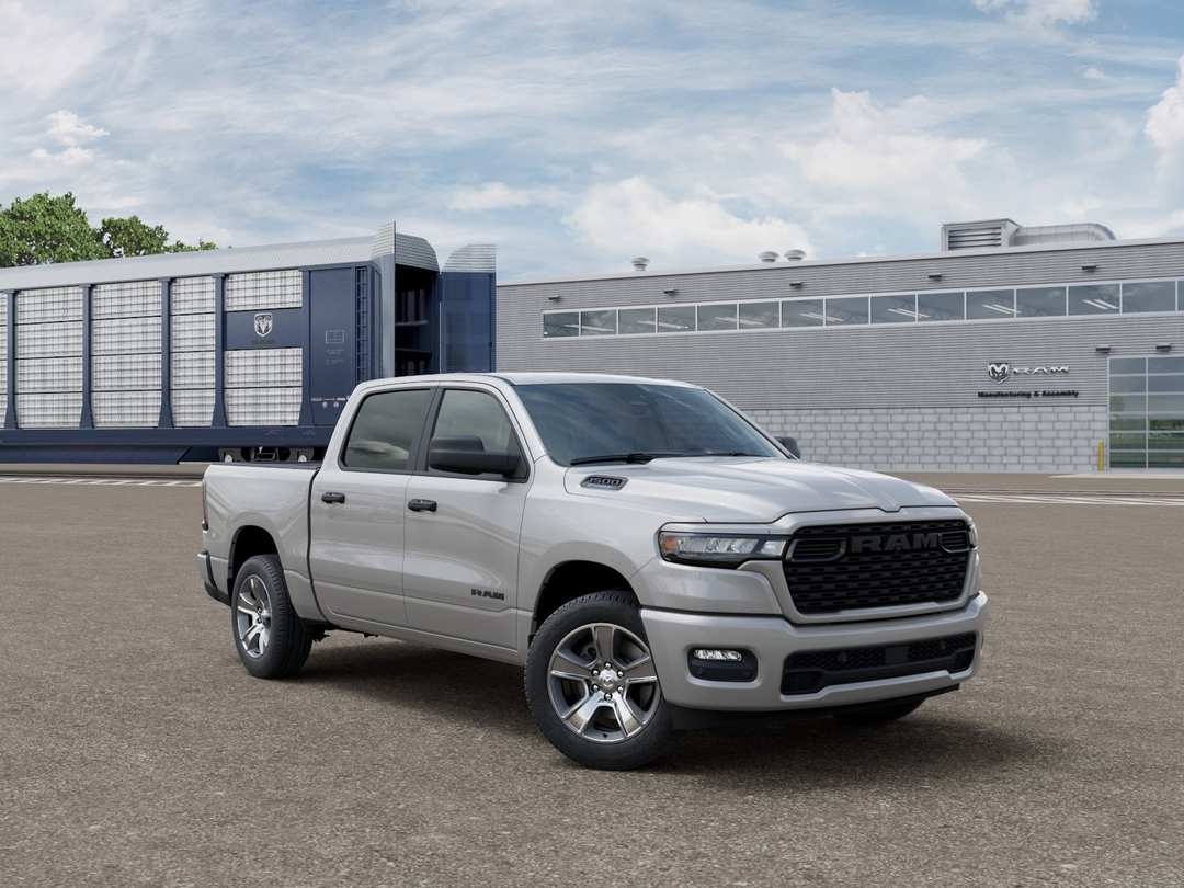 2026 Ram 1500 Express - Image 3