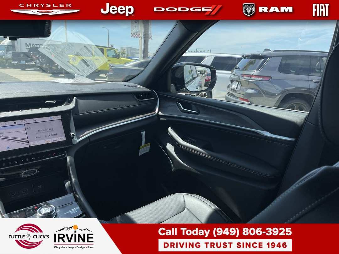 2026 Jeep Grand Cherokee L Limited Reserve - Image 3