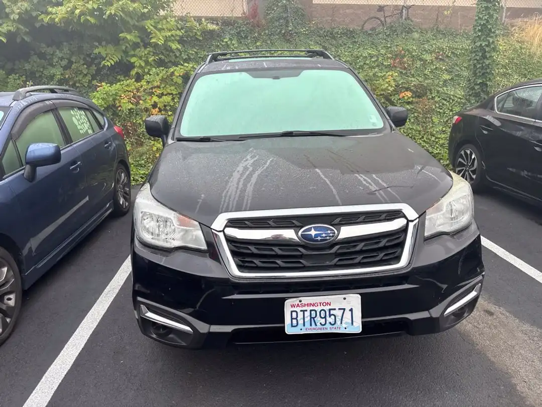 2017 Subaru Forester 2.5i Premium - Image 2
