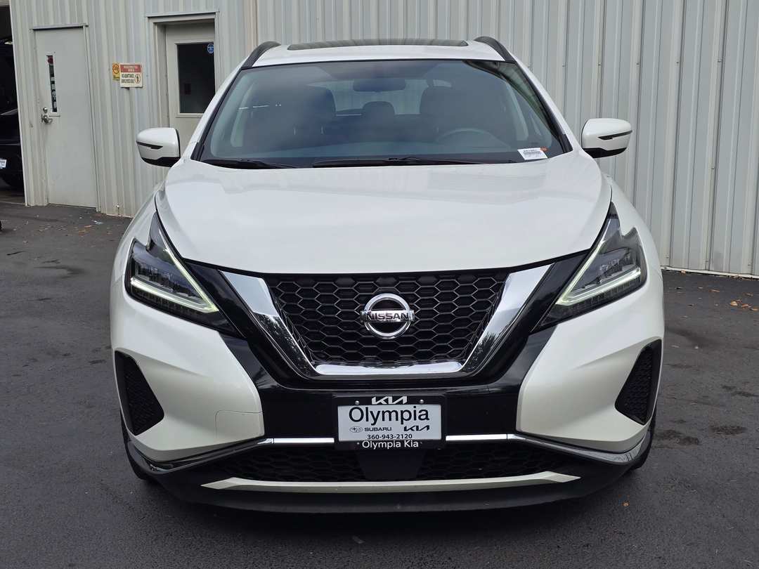 2019 Nissan Murano SL - Image 2
