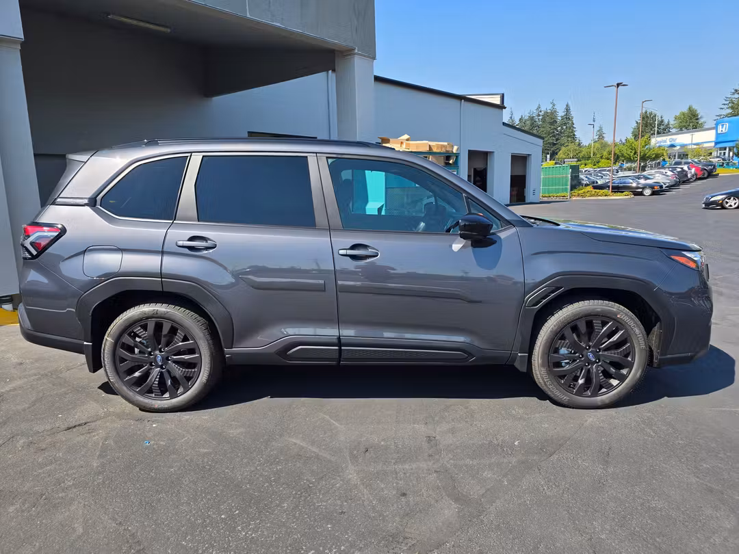 2026 Subaru Forester Sport - Image 3