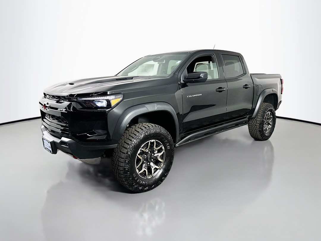 2026 Chevrolet Colorado ZR2 - Image 3