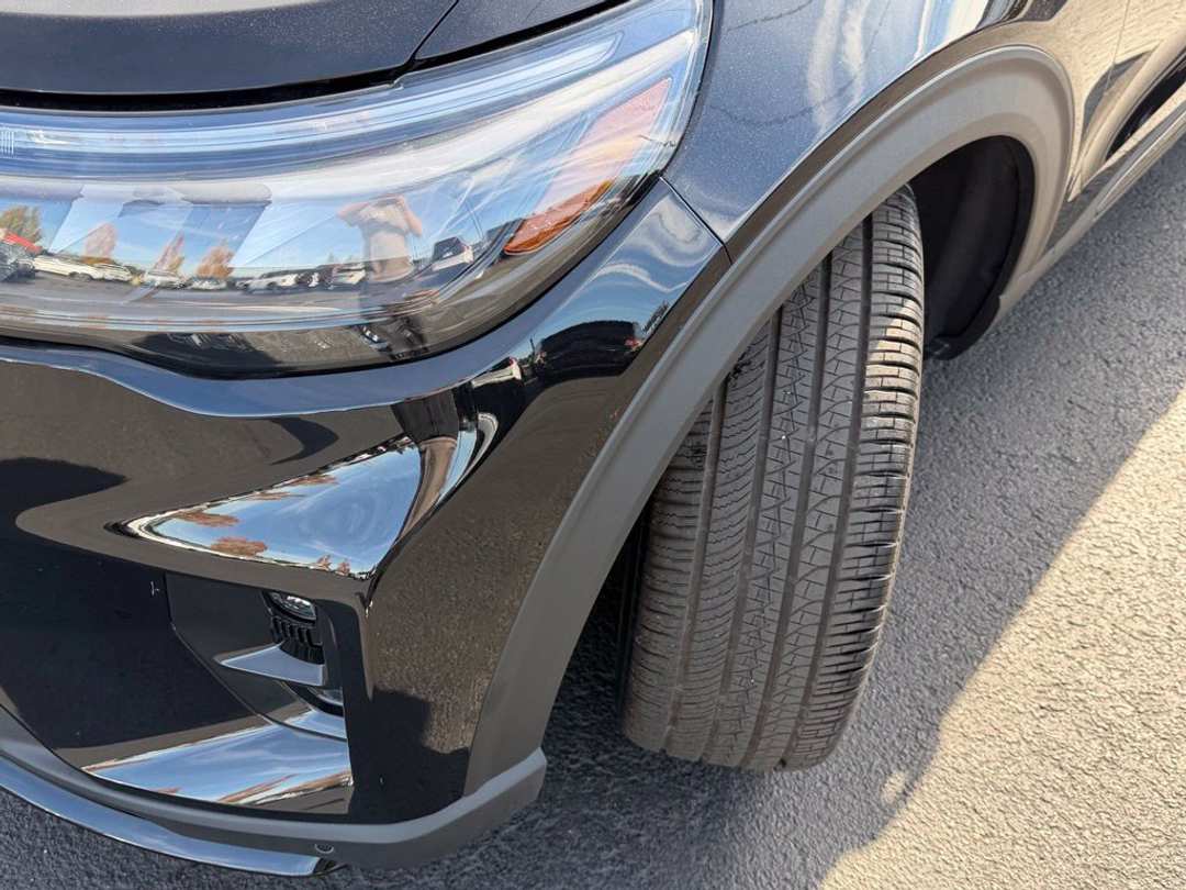 2026 Ford Explorer ST - Image 2