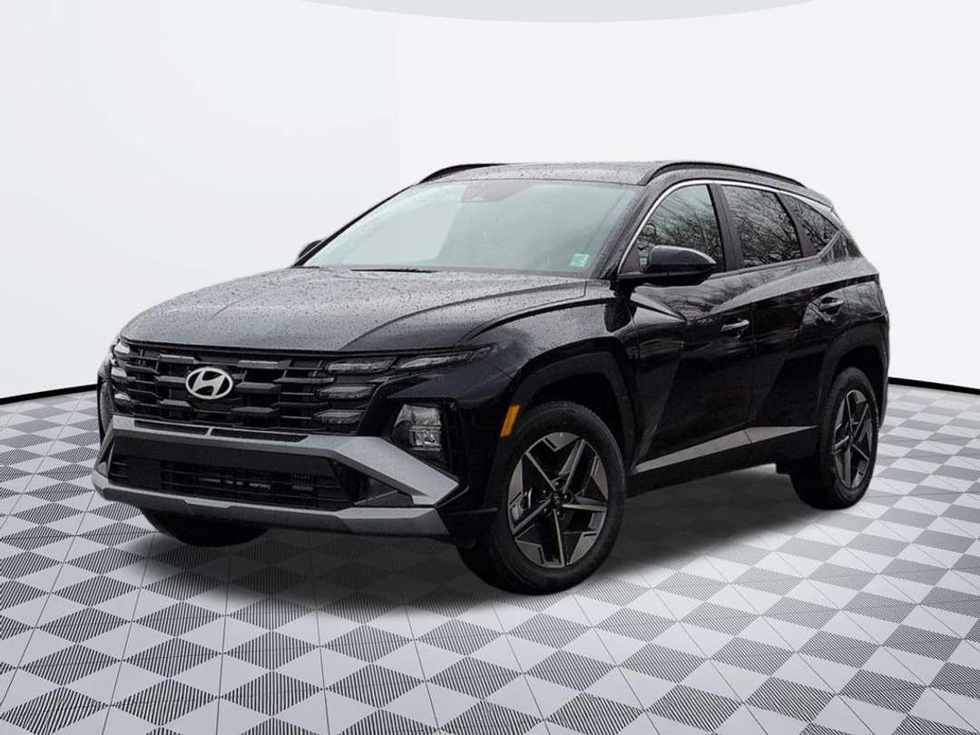 2026 Hyundai Tucson Hybrid SEL - Image 2