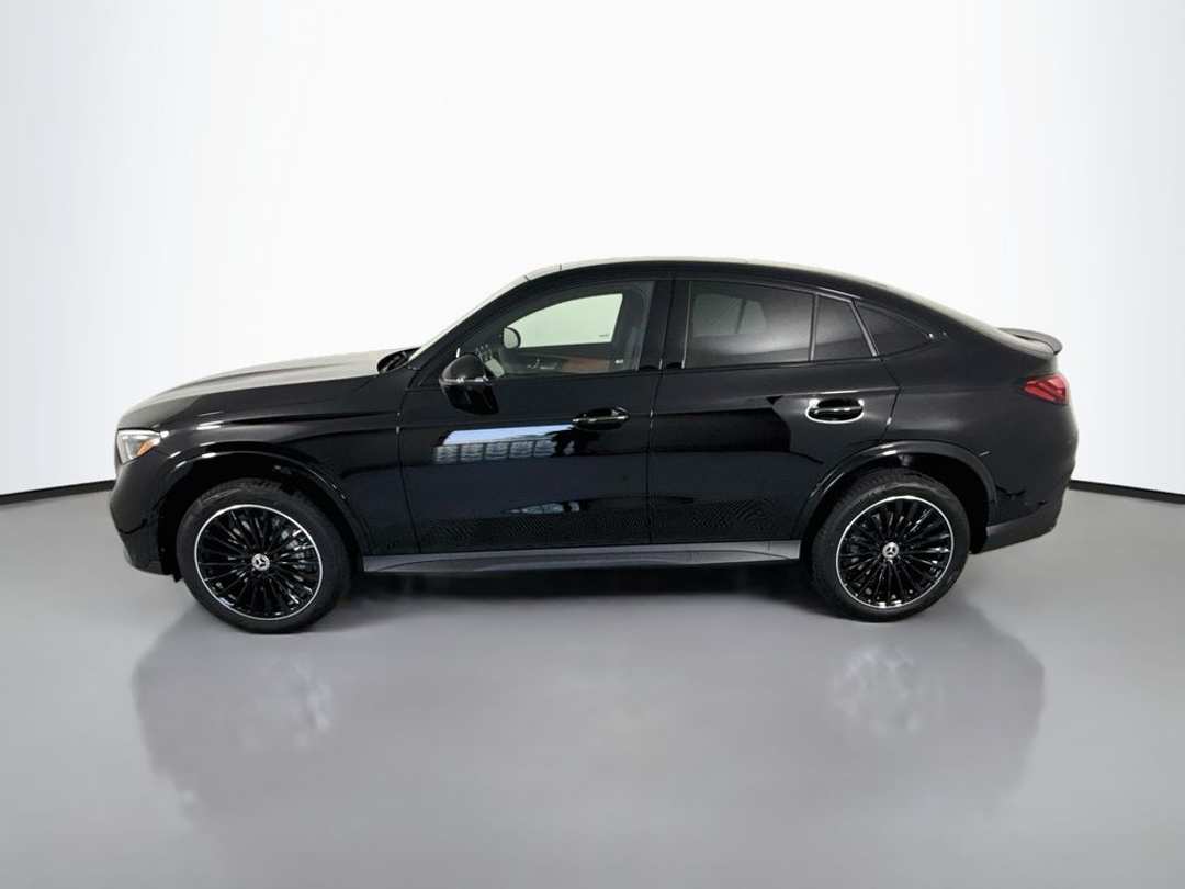 2027 Mercedes-Benz GLC 300 - Image 2