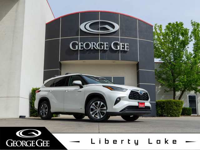 2021 Toyota Highlander Hybrid XLE