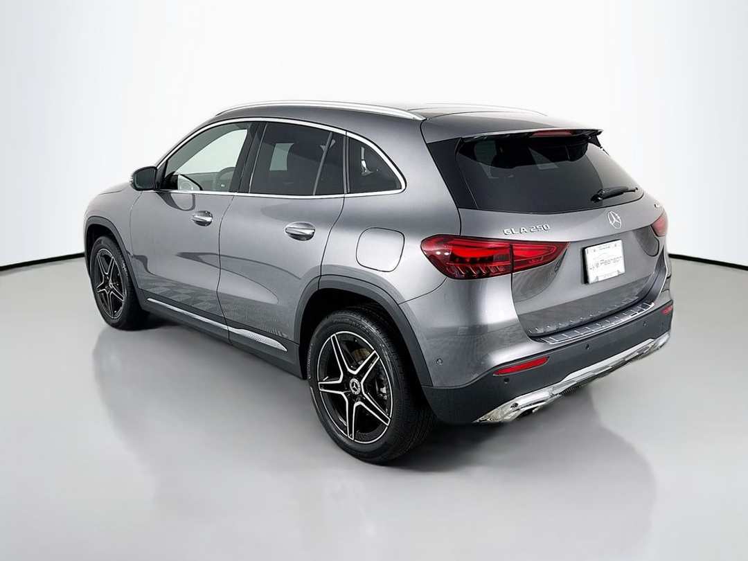 2026 Mercedes-Benz GLA GLA 250 - Image 3