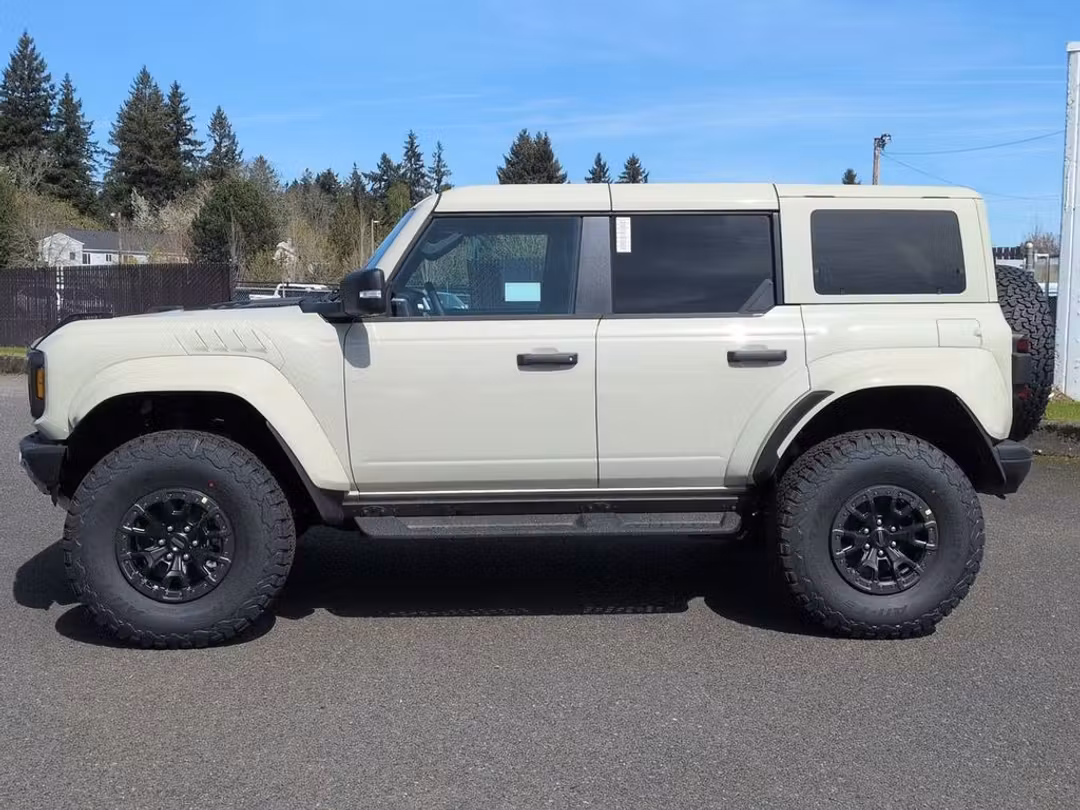 2026 Ford Bronco Raptor - Image 2