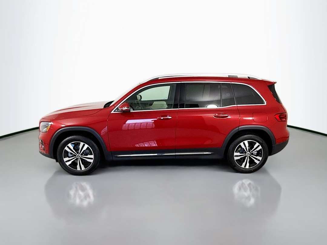 2026 Mercedes-Benz GLB GLB 250 - Image 2
