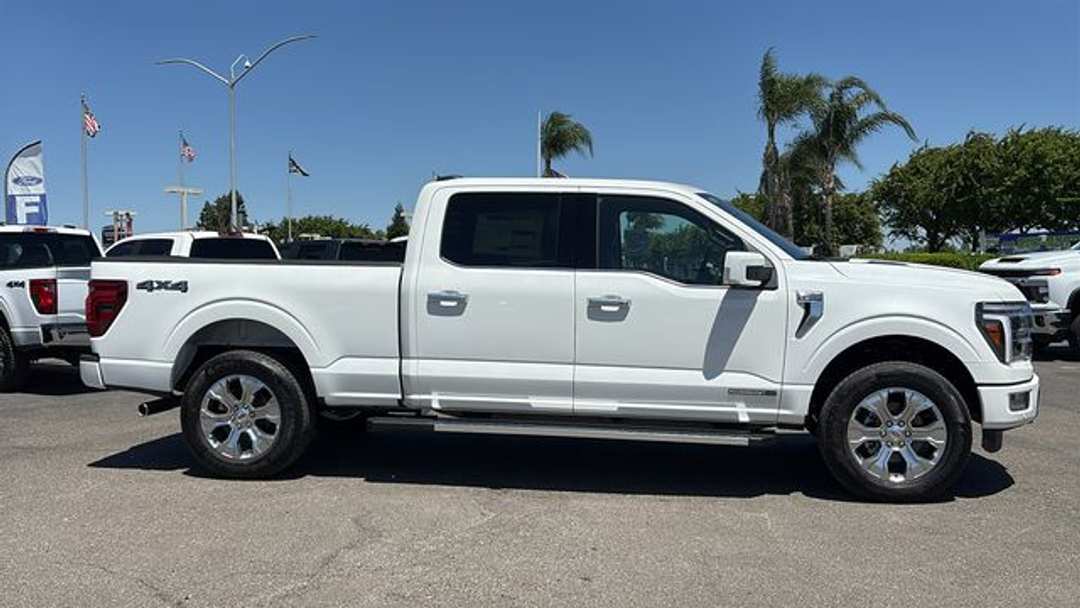 2026 Ford F-150 Platinum - Image 2