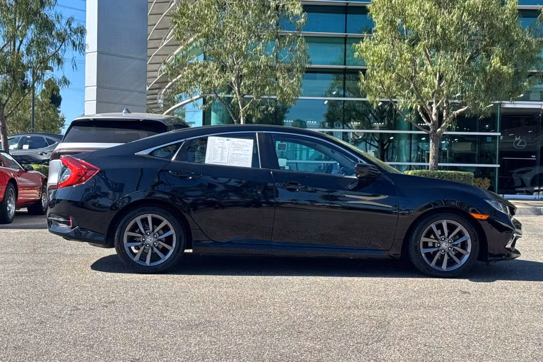 2021 Honda Civic EX - Image 3