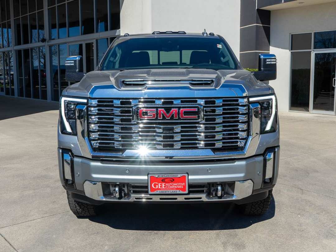 2026 GMC Sierra 3500Hd Denali - Image 2