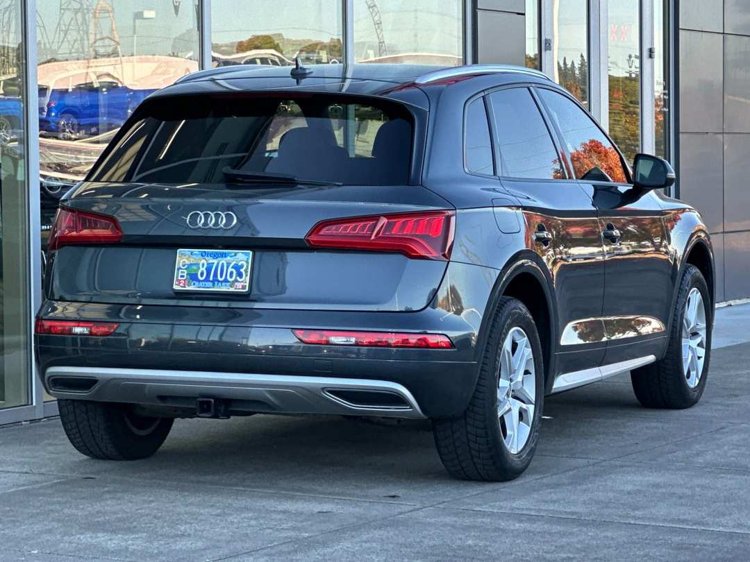 2018 Audi Q5 2.0T Premium - Image 3
