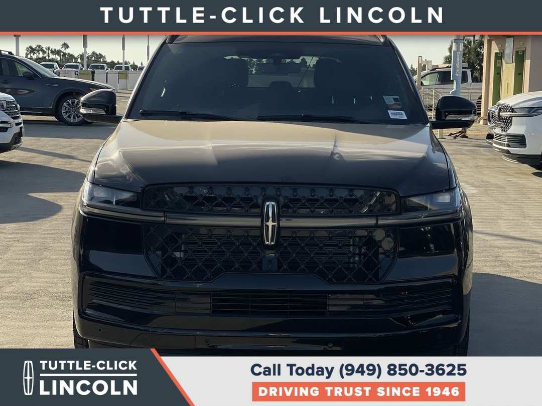 2027 Lincoln Navigator L Reserve - Image 2