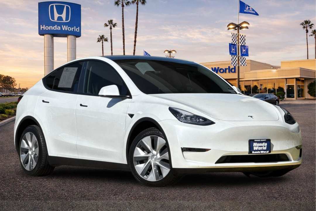2021 Tesla Model Y Long Range - Image 2