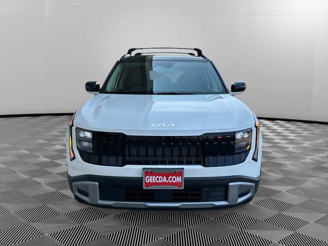 2027 Kia Seltos EX - Image 2