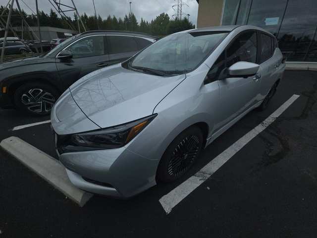 2025 Nissan LEAF SV Plus
