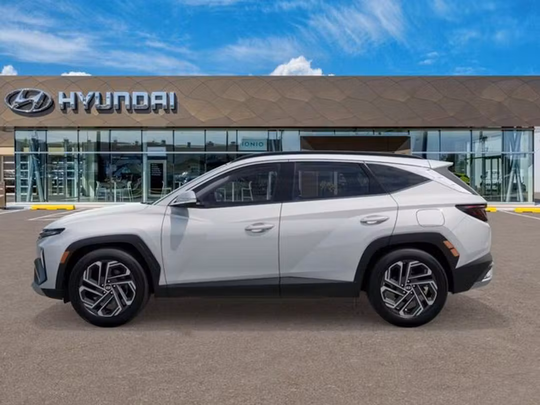 2026 Hyundai Tucson Hybrid Limited - Image 3