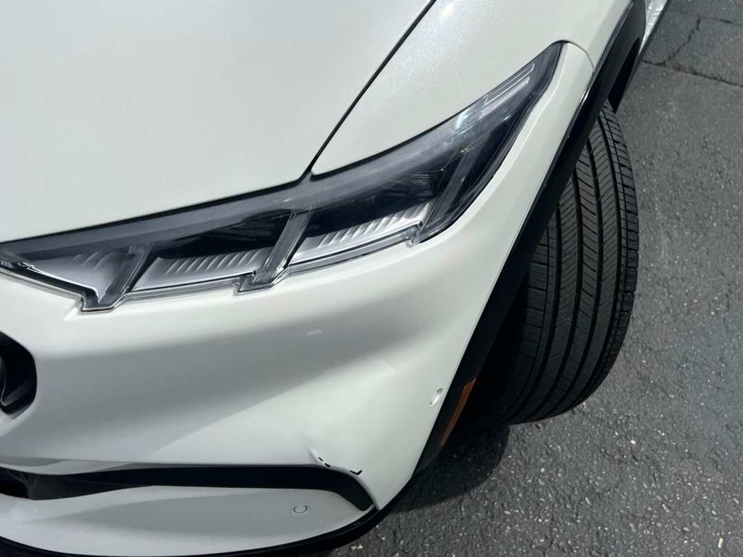 2023 Ford Mustang Mach-E Premium - Image 3