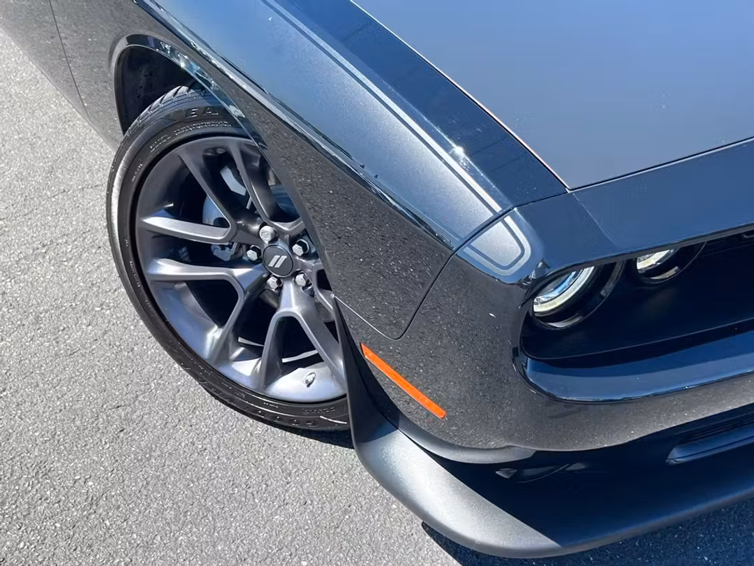 2023 Dodge Challenger R/T - Image 3