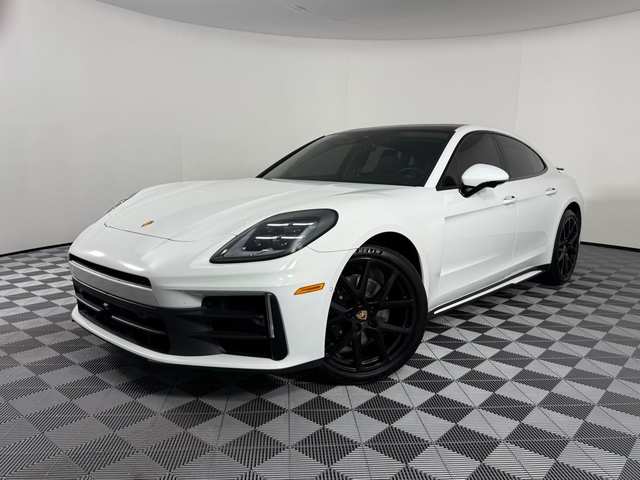 2025 Porsche Panamera 4