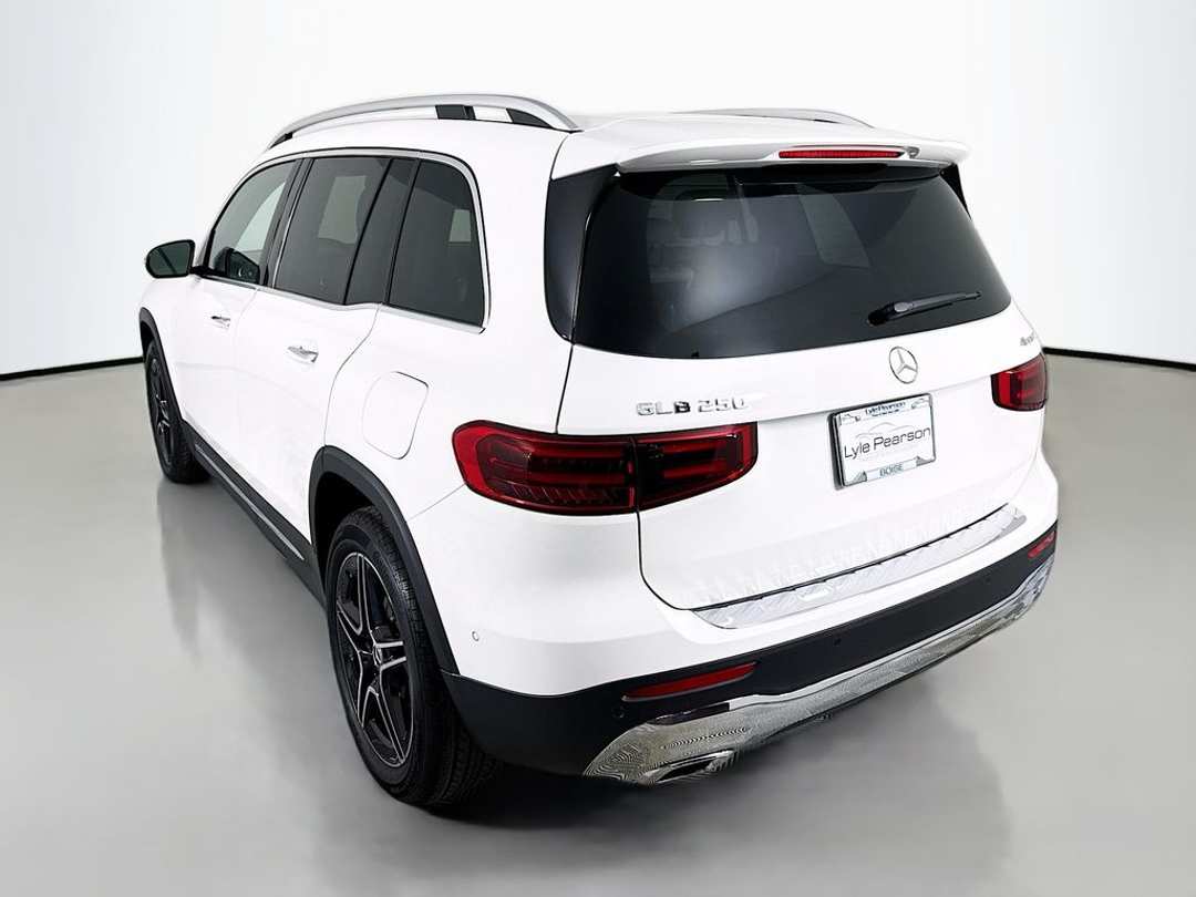 2026 Mercedes-Benz GLB GLB 250 - Image 3