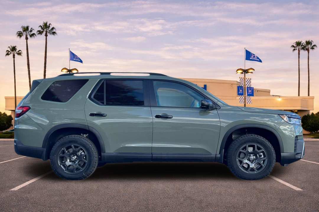 2026 Honda Pilot TrailSport - Image 3