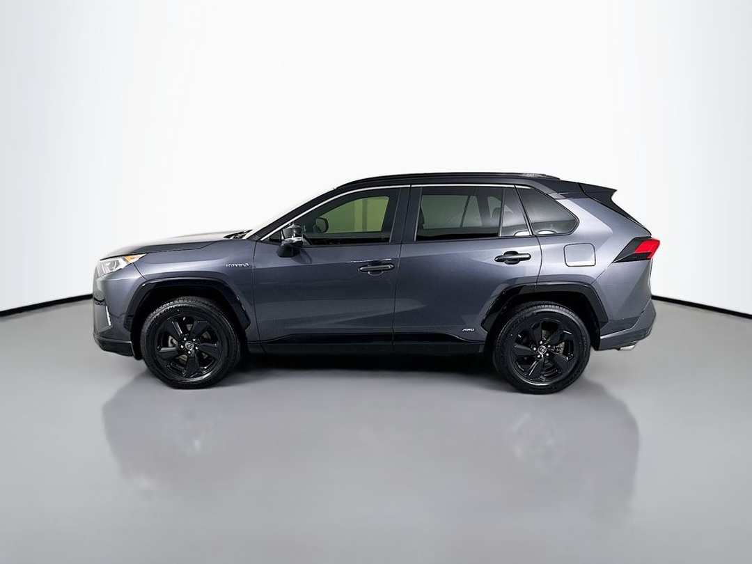 2019 Toyota Rav4 Hybrid XSE - Image 2