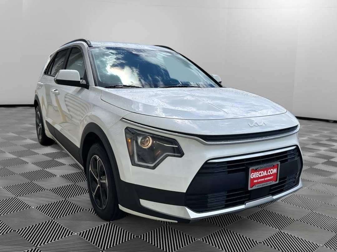 2026 Kia Niro EX - Image 3