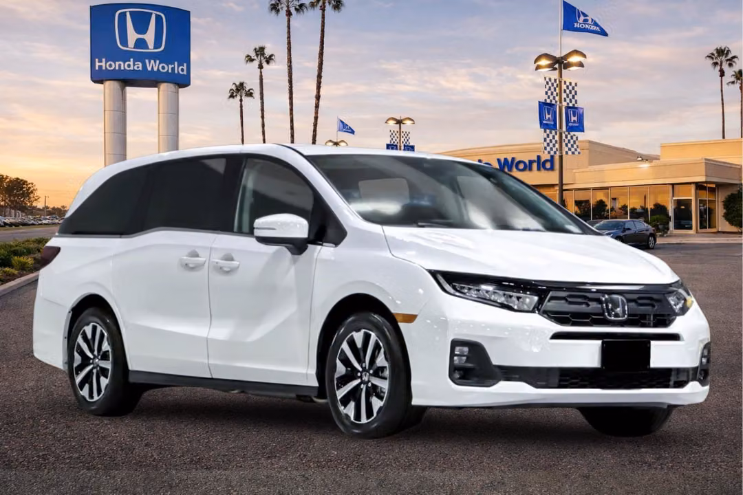 2027 Honda Odyssey EXL - Image 2