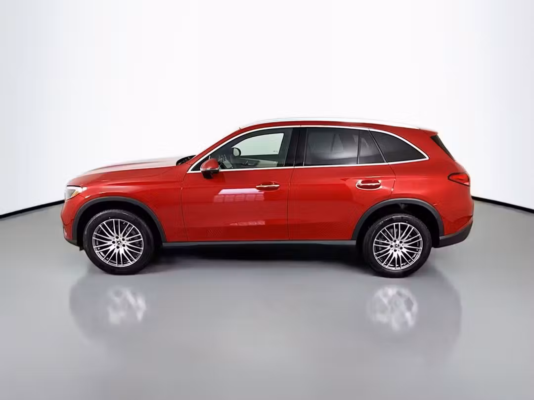 2026 Mercedes-Benz GLC GLC 300 - Image 2