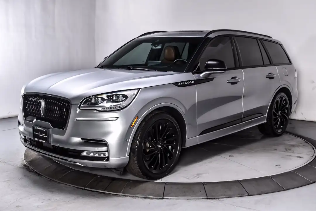 2023 Lincoln Aviator Black Label - Image 3