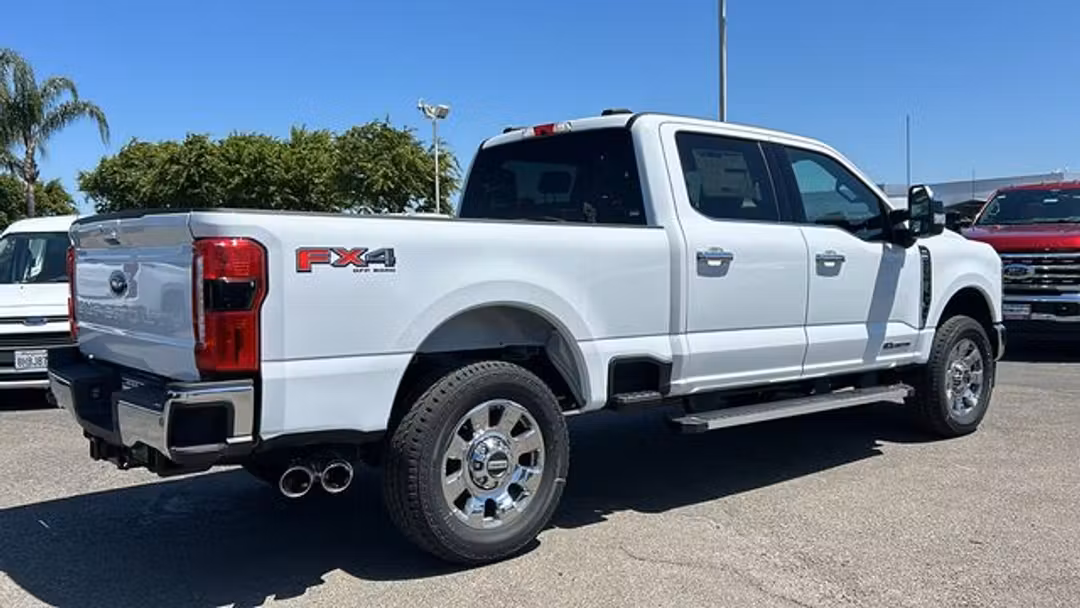 2026 Ford F-250Sd Lariat - Image 3
