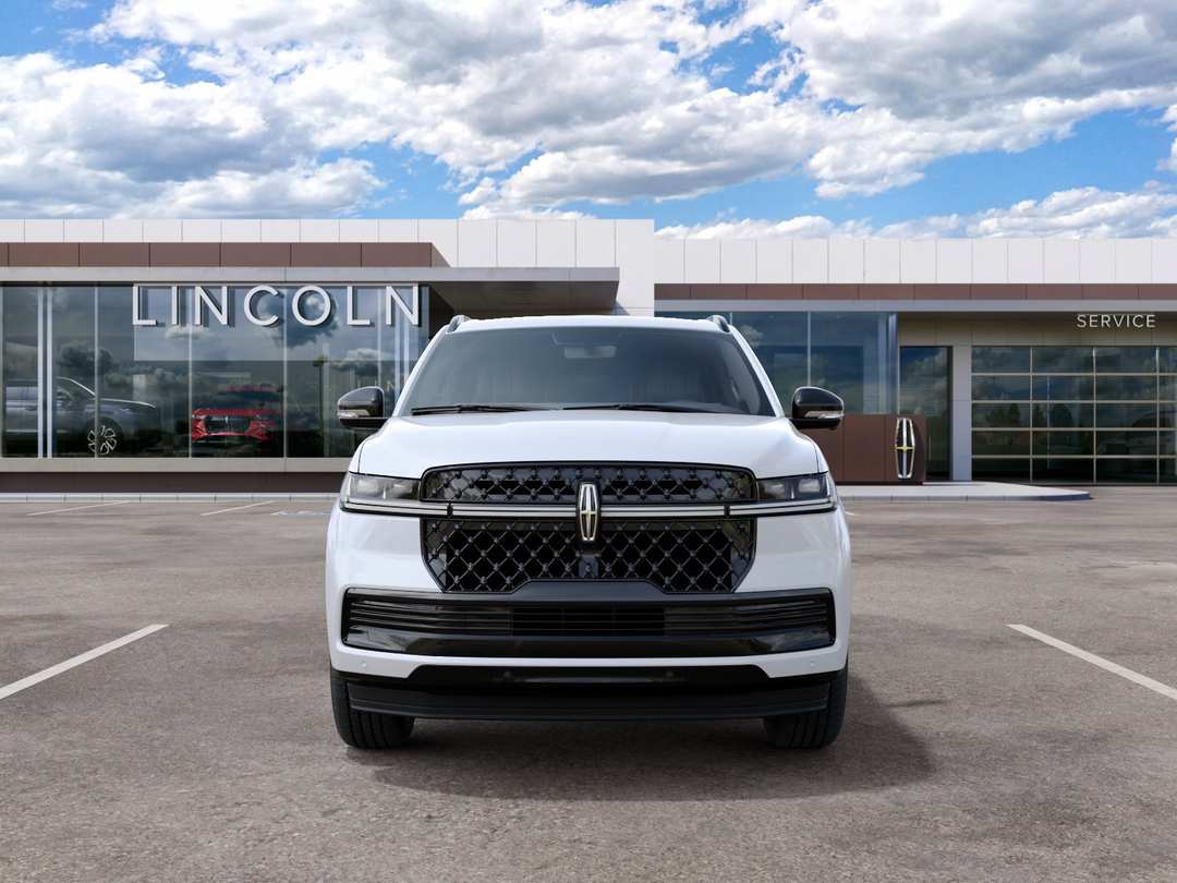 2027 Lincoln Navigator Reserve - Image 3