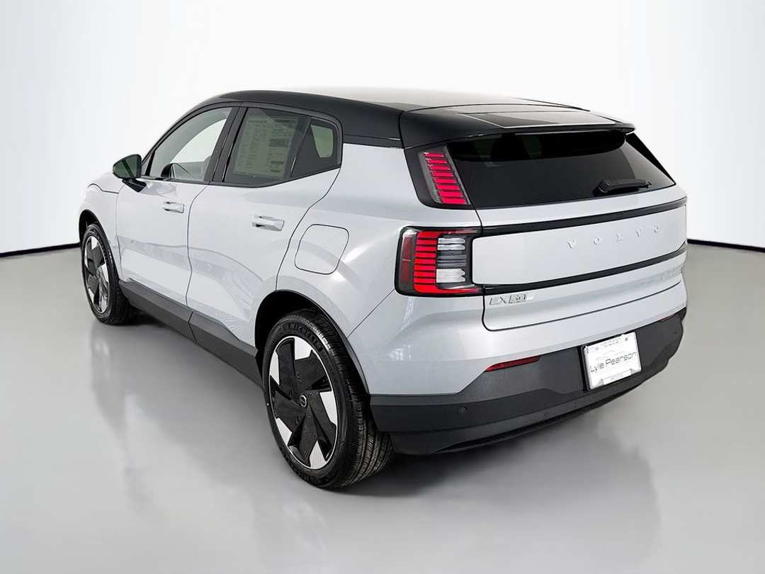 2026 Volvo Ex30 Single Motor Plus - Image 3