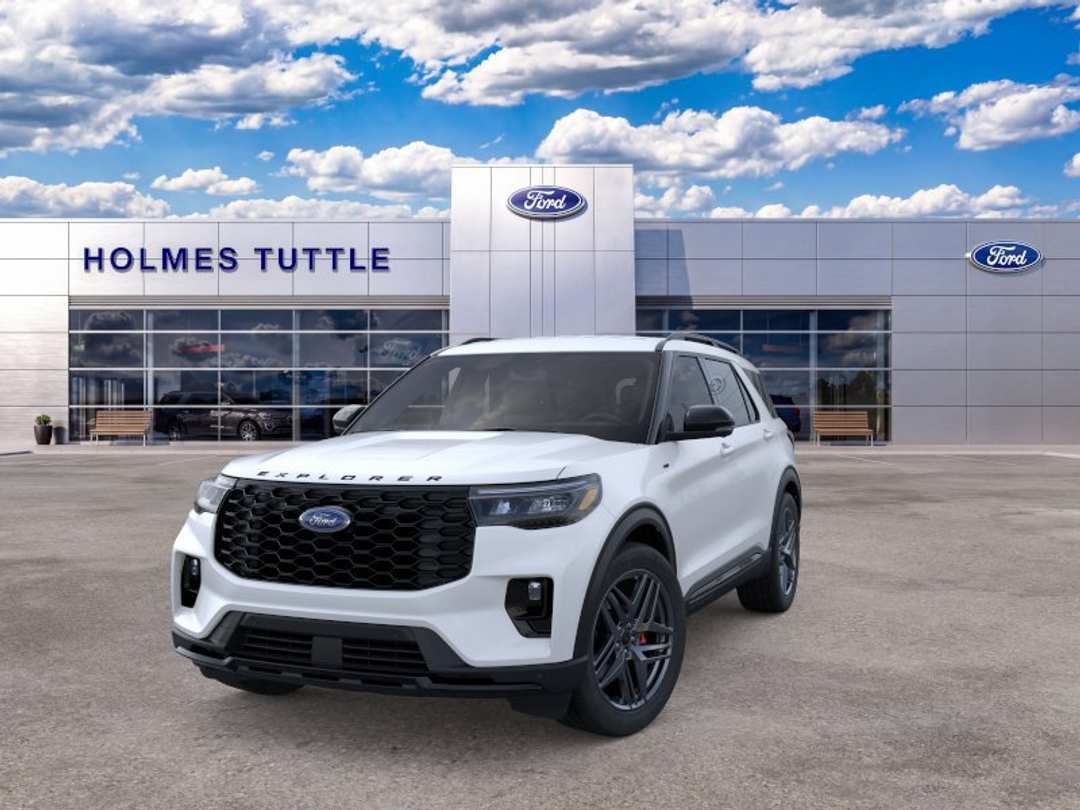 2026 Ford Explorer STLine - Image 2