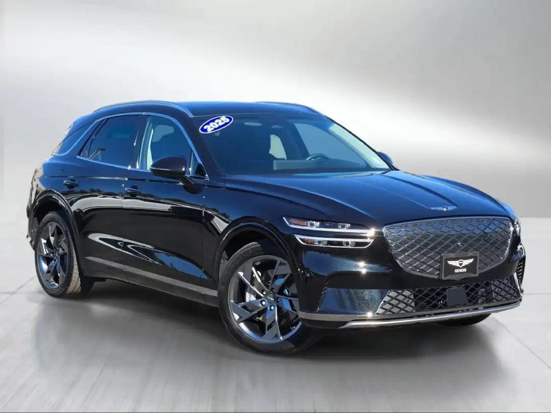 2025 Genesis Electrified Gv70 Advanced - Image 2