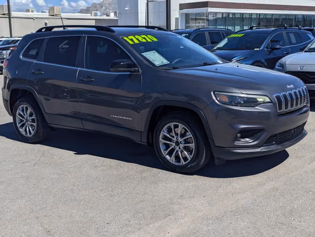 2022 Jeep Cherokee Latitude Lux
