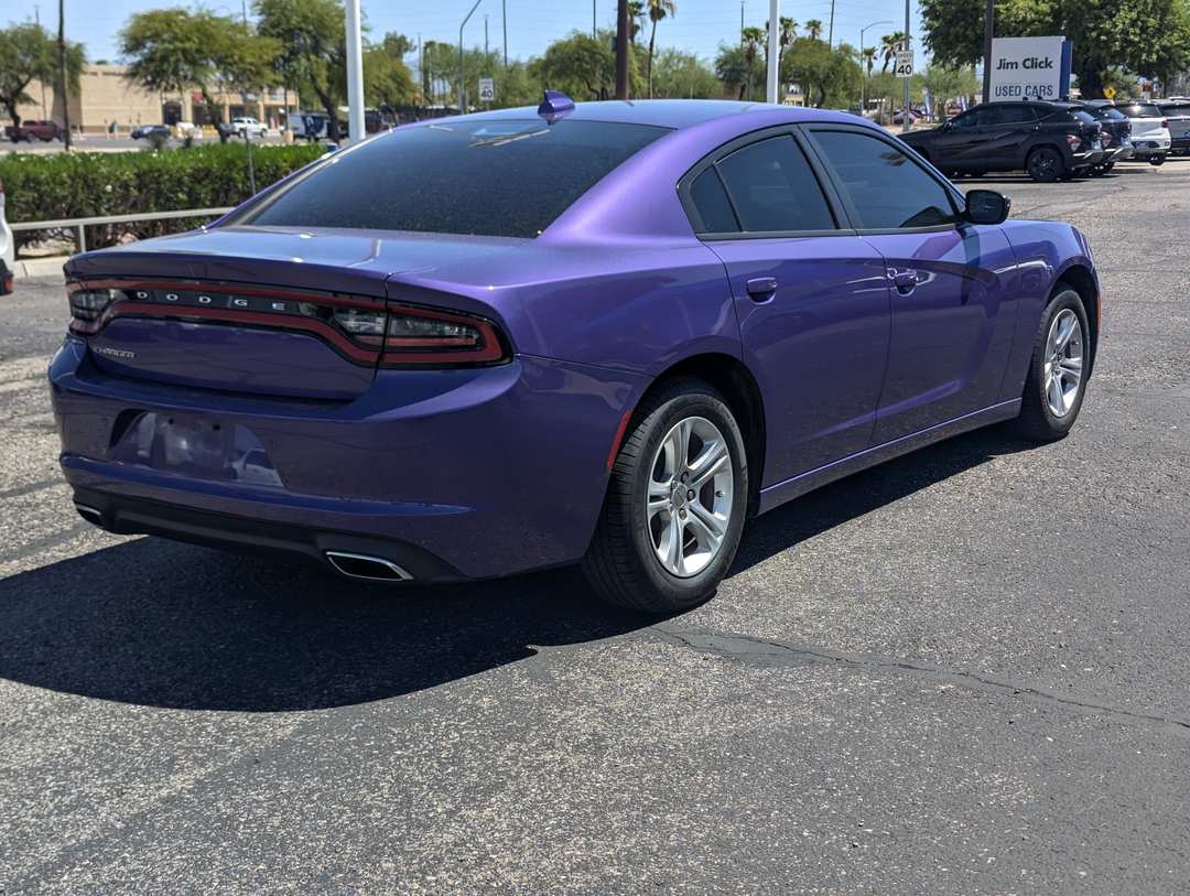 2023 Dodge Charger SXT - Image 2